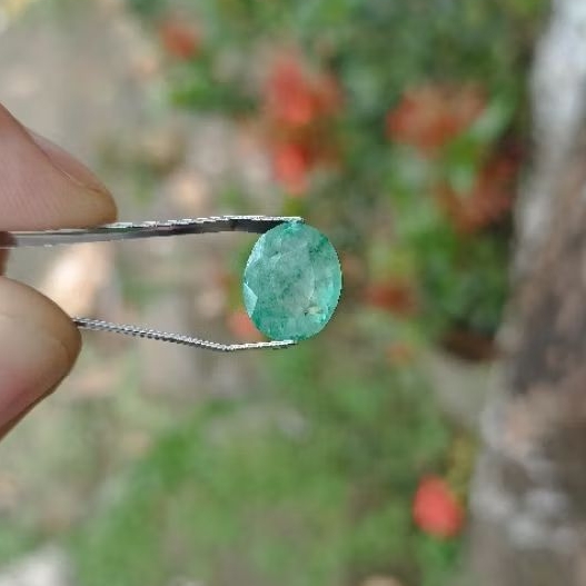 NATURAL EMERALD (BERYL)