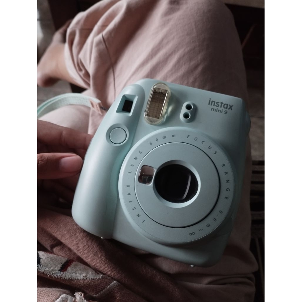 KAMERA POLAROID INSTAX MINI 9 SECOND PESANAN NEMIMA GARAGE