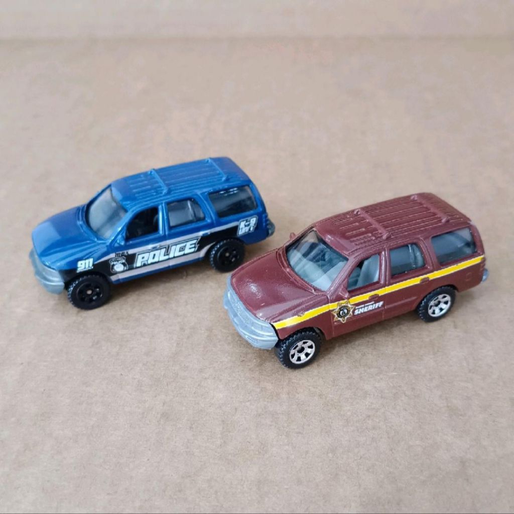 Matchbox Police Diecast Lose Ford Expedition 1998 (Set 2pcs)