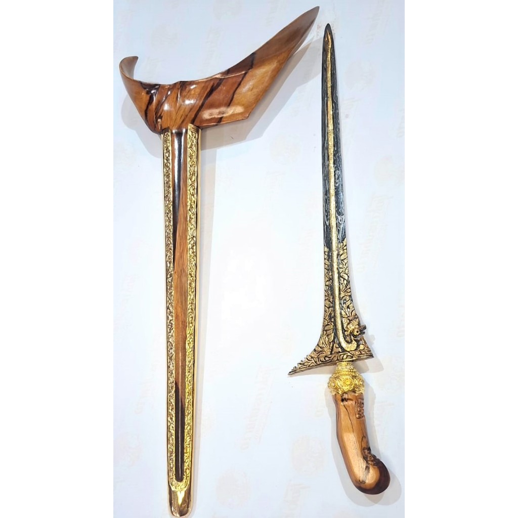 Keris Ladrang Yogya Asem selut Nogososro Kamarogan lurus Blewah emas CKD1137