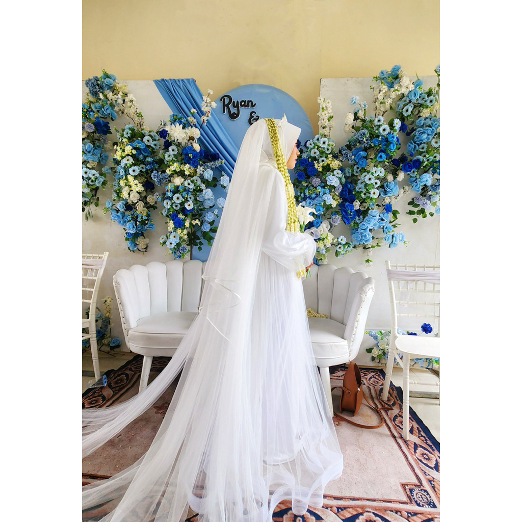 Preloved - White Dress