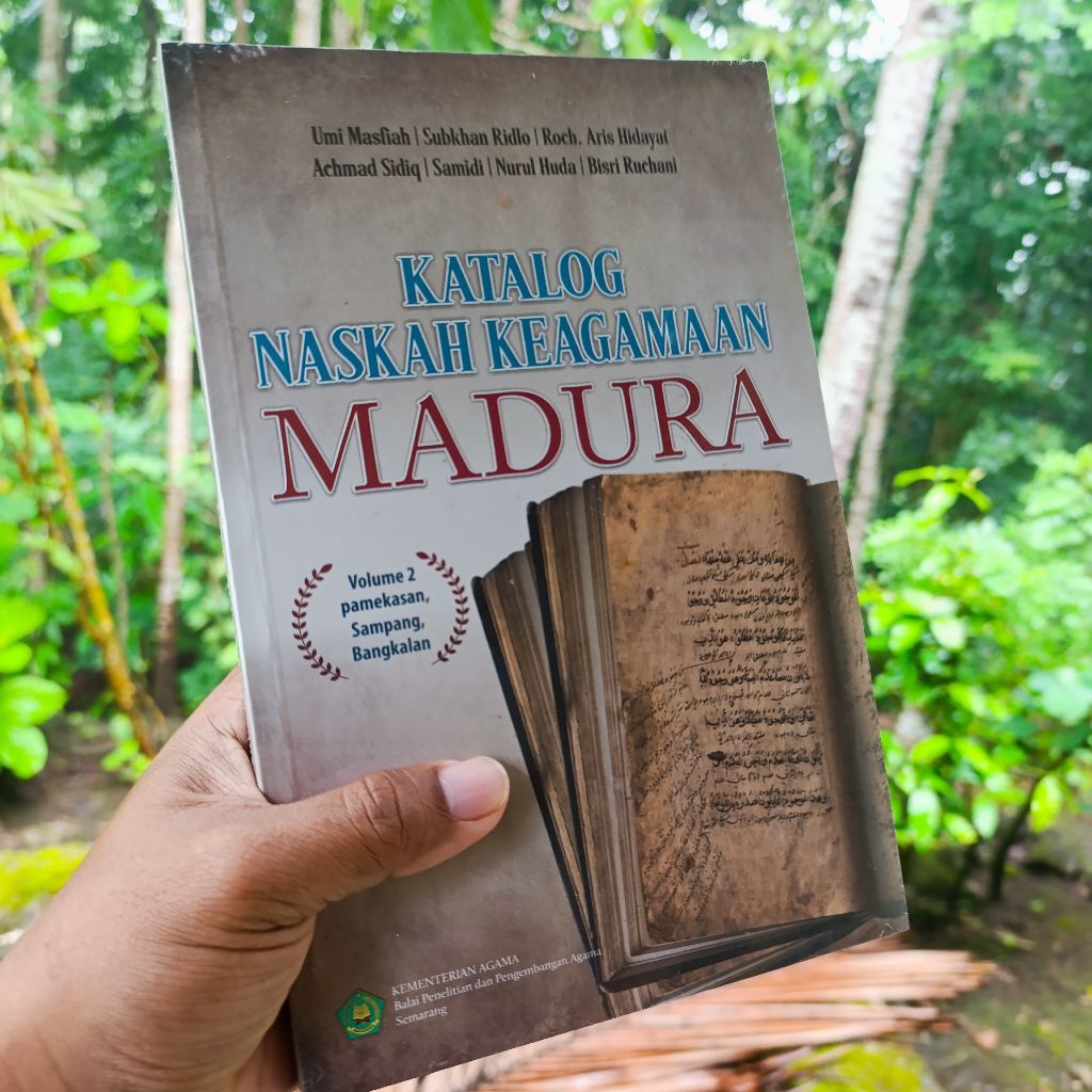 buku katalog naskah keagamaan Madura vol. 2 - original