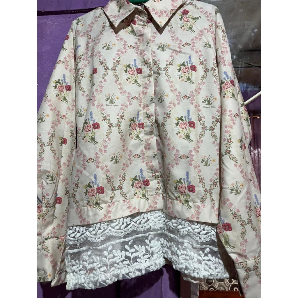 Preloved one set Narnia top & skirt Haideeorlin