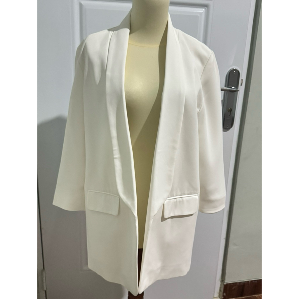 [PRELOVED] BLAZER PUTIH