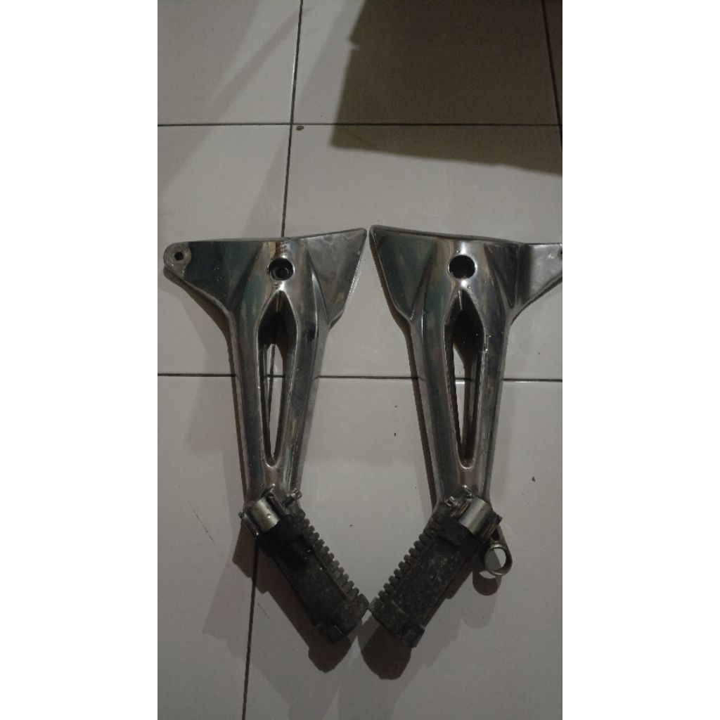 footstep supra fit new / postep supra fit new / dudukan step / footsep / supra fit new / fit new