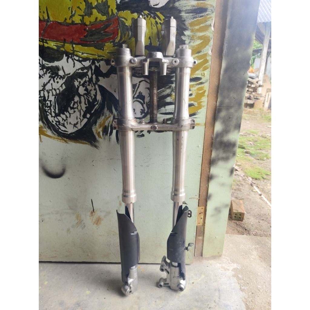 shock depan  KLX BF up side down original copotan