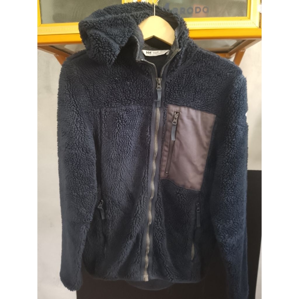 HELLY HANSEN