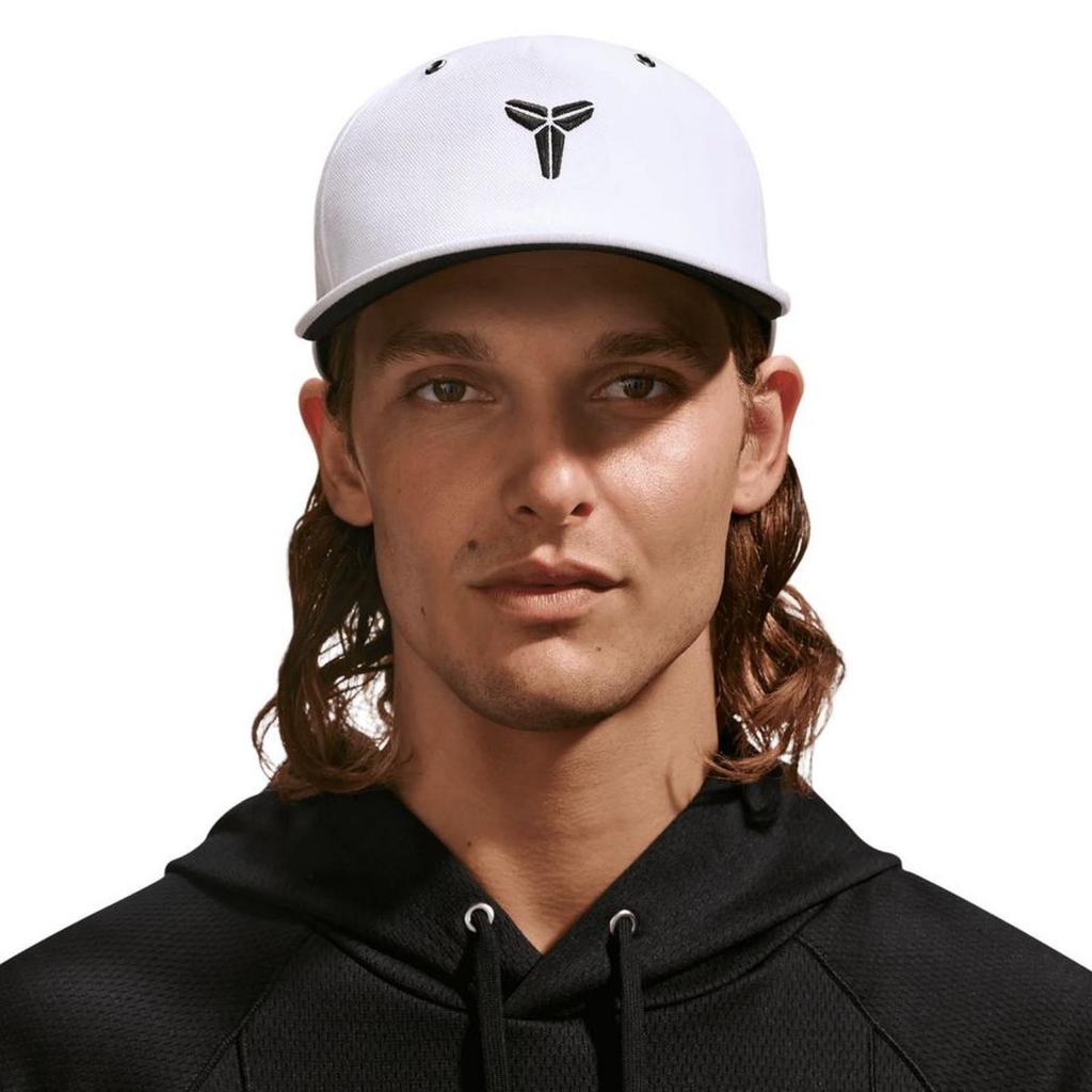 Topi Basket Nike Kobe Pro Snapback White IM5644-100