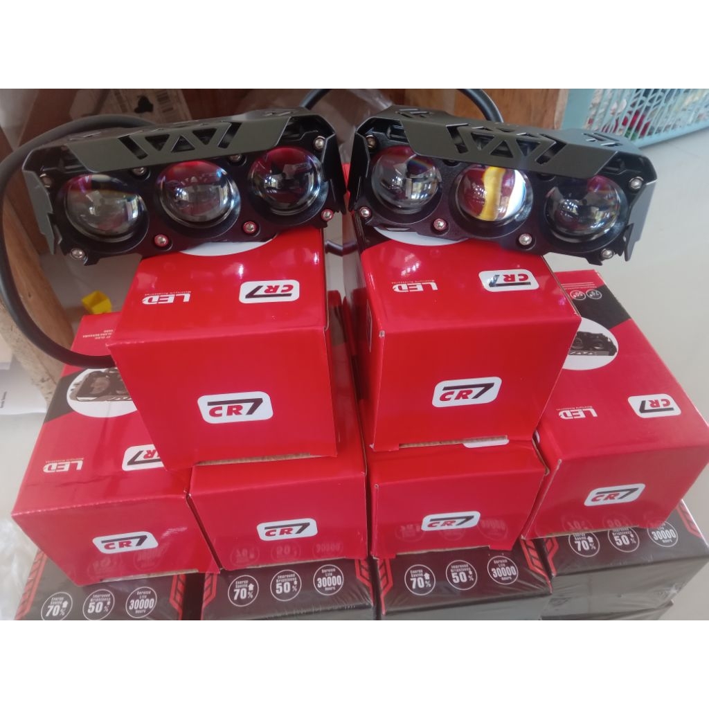 lampu tembak 3 mata cr7