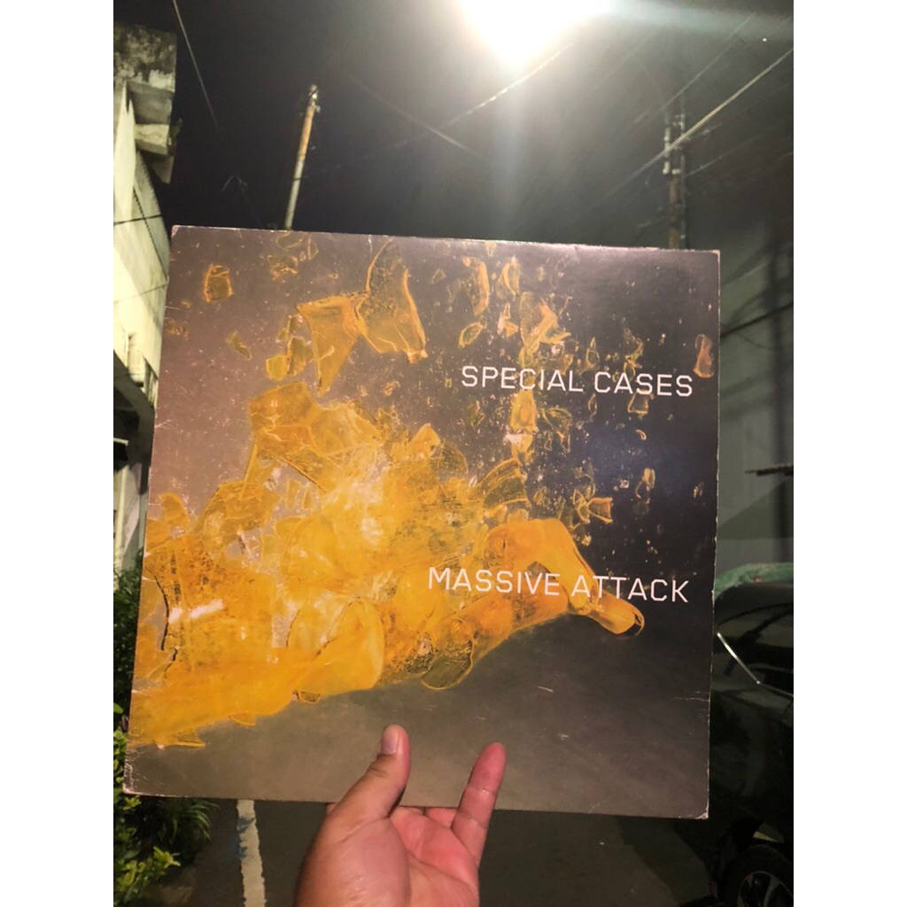 Vinyl / Piringan Hitam Massive Attack - Special Cases