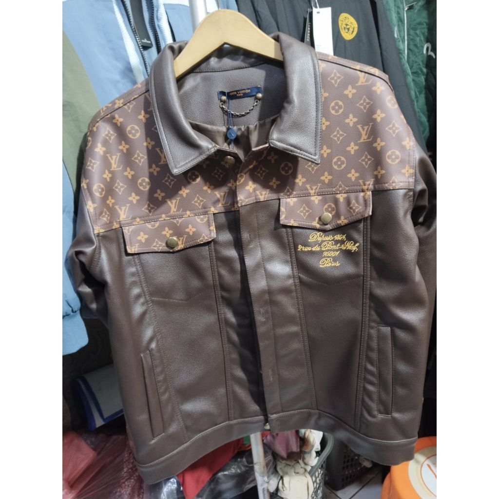 jeket varsity