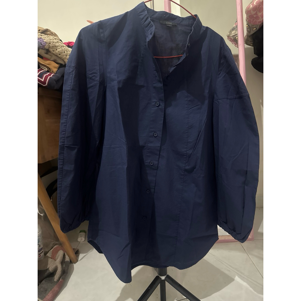 preloved cos navy shirt