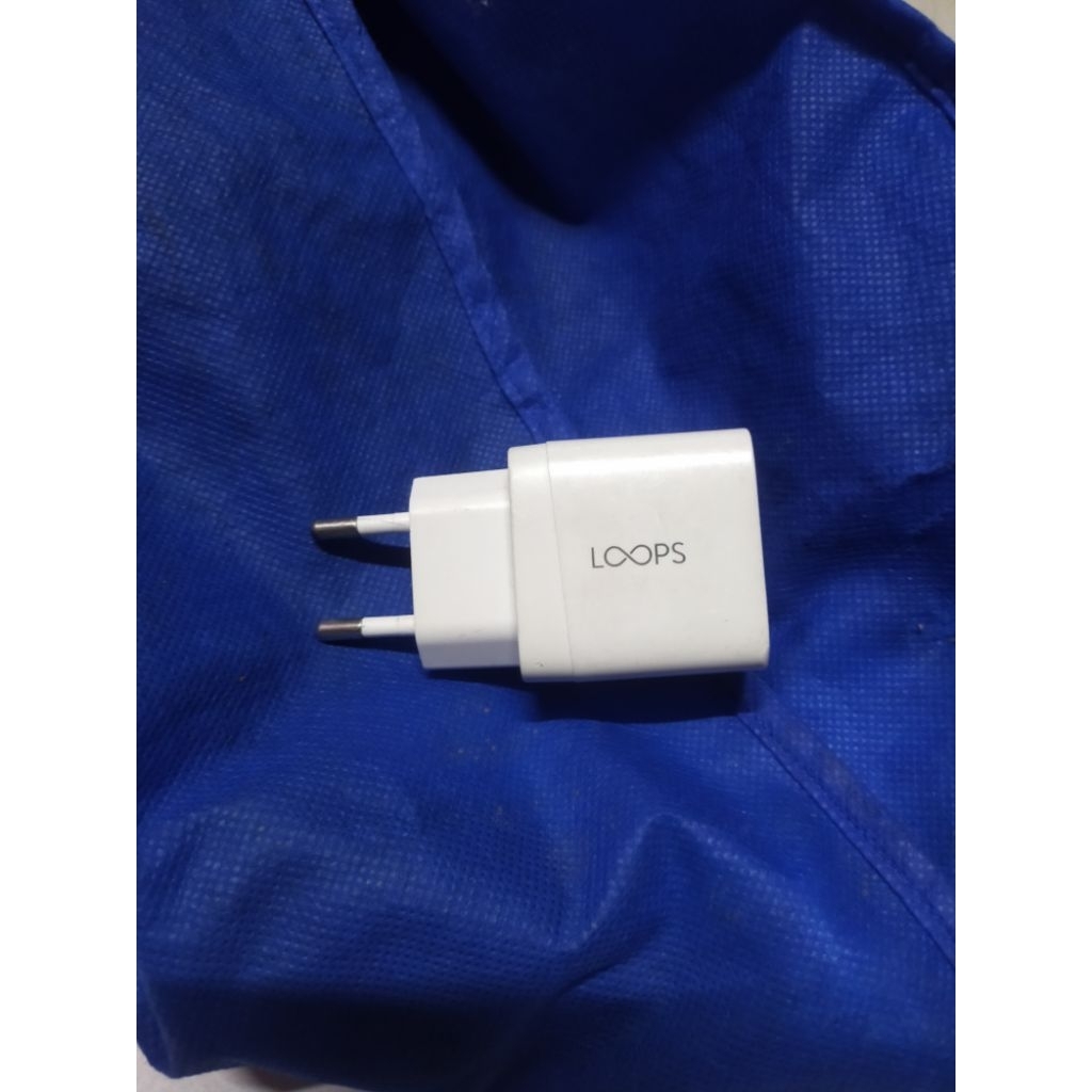 charger loops ori
