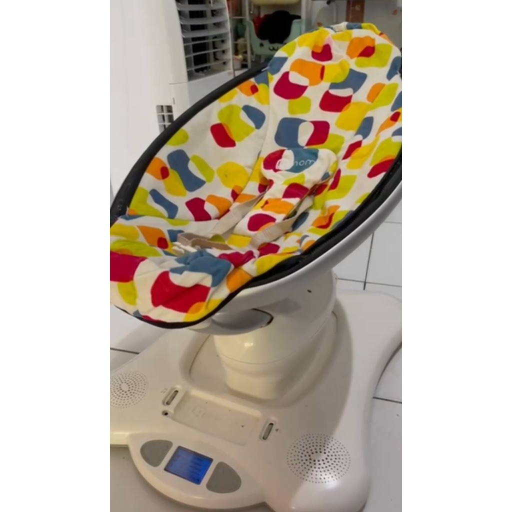 Mamaroo 4Moms