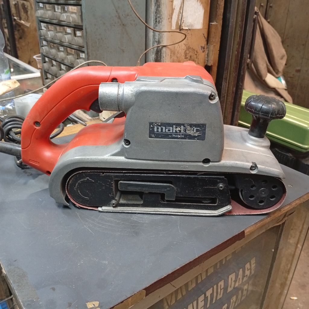 mesin amplas roll maktec mt940 belt sander maktec mt 940 bekas