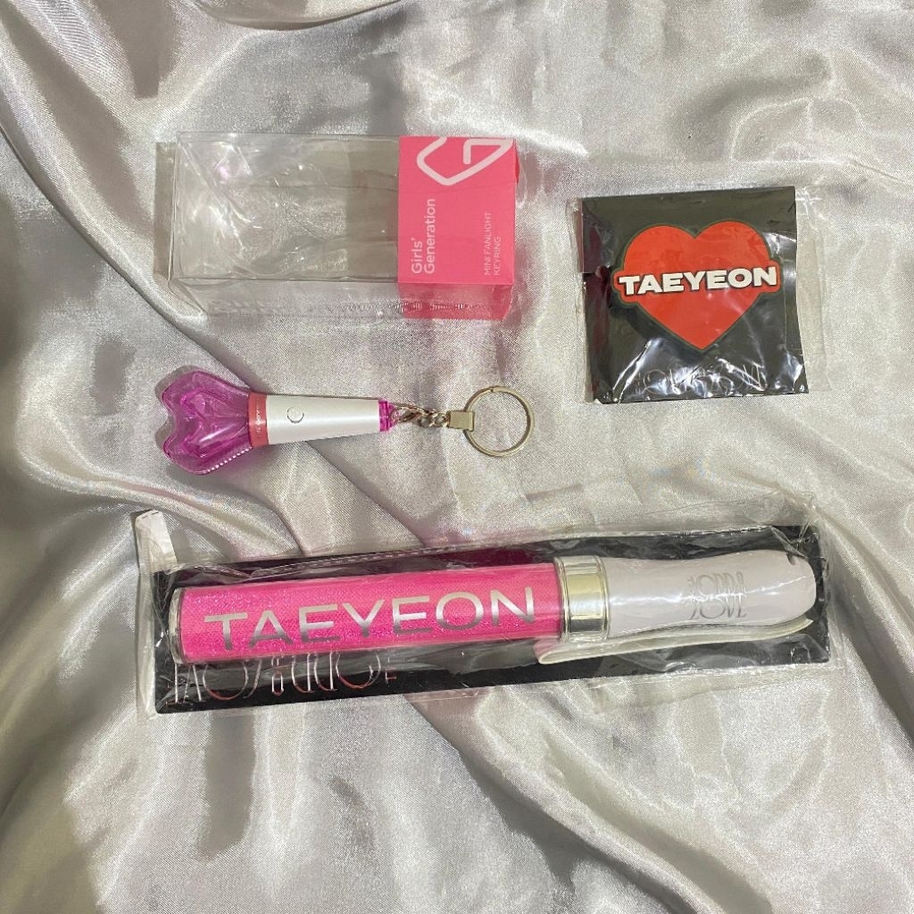 (Ready) lightstick taeyeon snsd girls generation keyring mini md the odd of love
