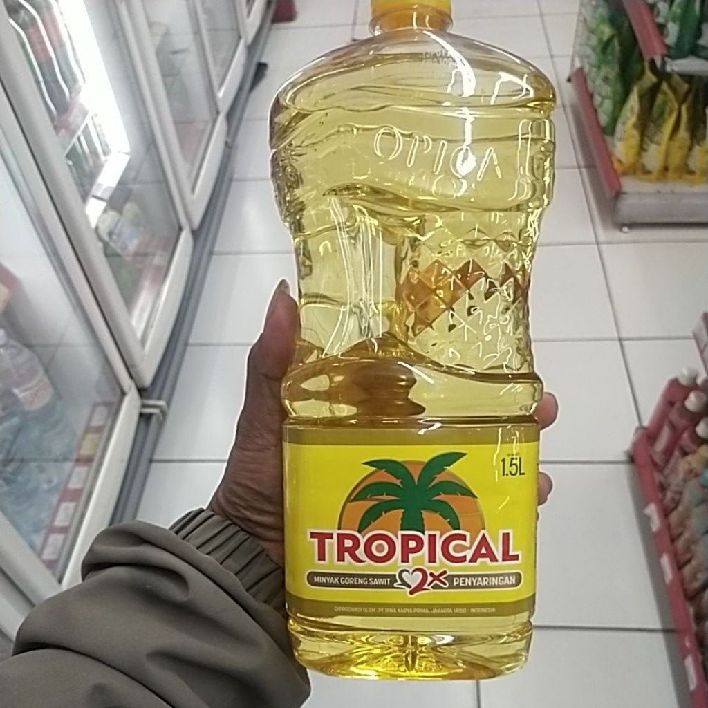 Tropical Minyak Goreng Kelapa Sawit 1.5L - Dua Kali Penyaringan, Asam Lemak Tak Jenuh, Kemasan Prakt