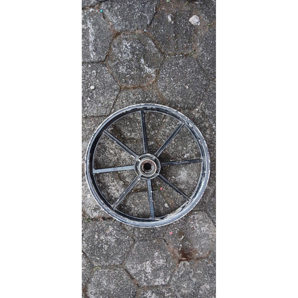 Velg depan palang 8 noz racing