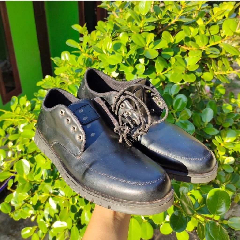 preloved sepatu pantofel pria size 40