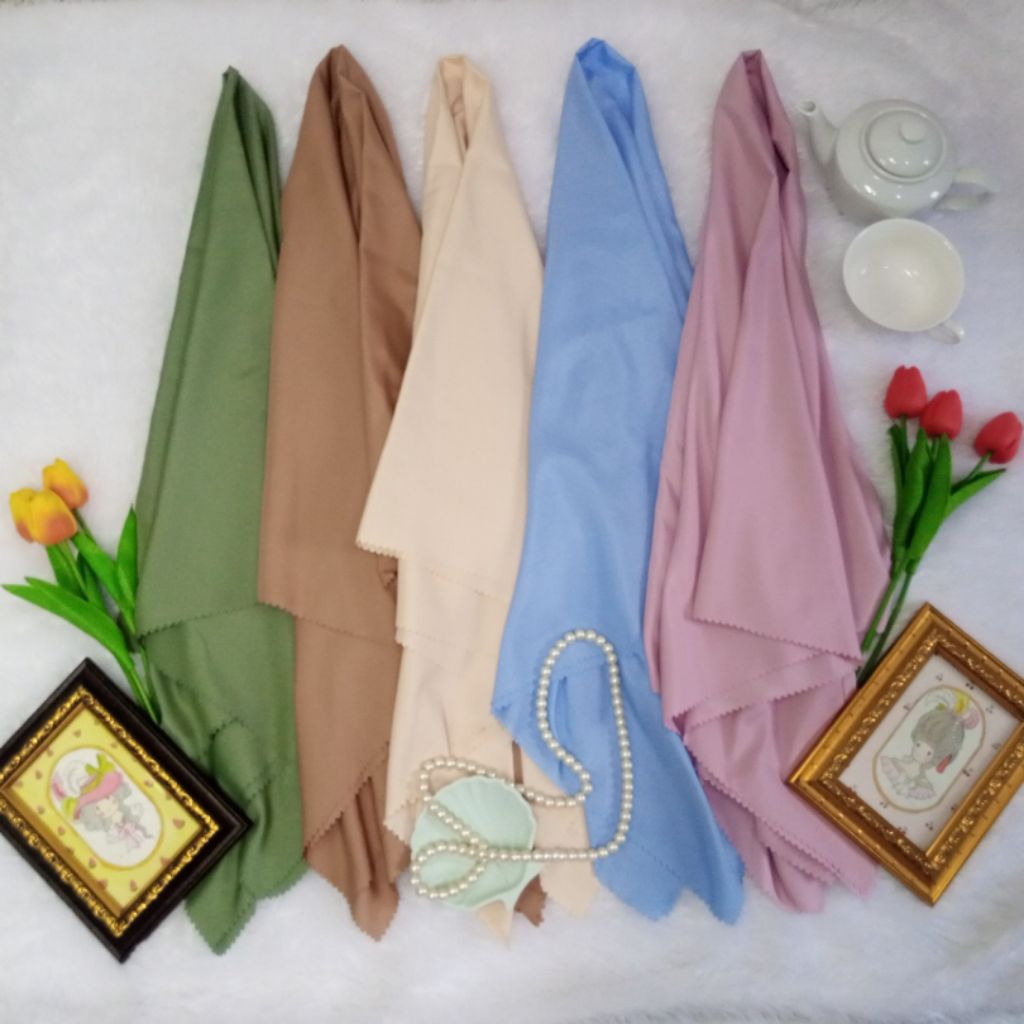 Hijab segi empat polos. Hijab katun. Hijab segi empat katun polos. Hijab segi empat pastel. Kerudung
