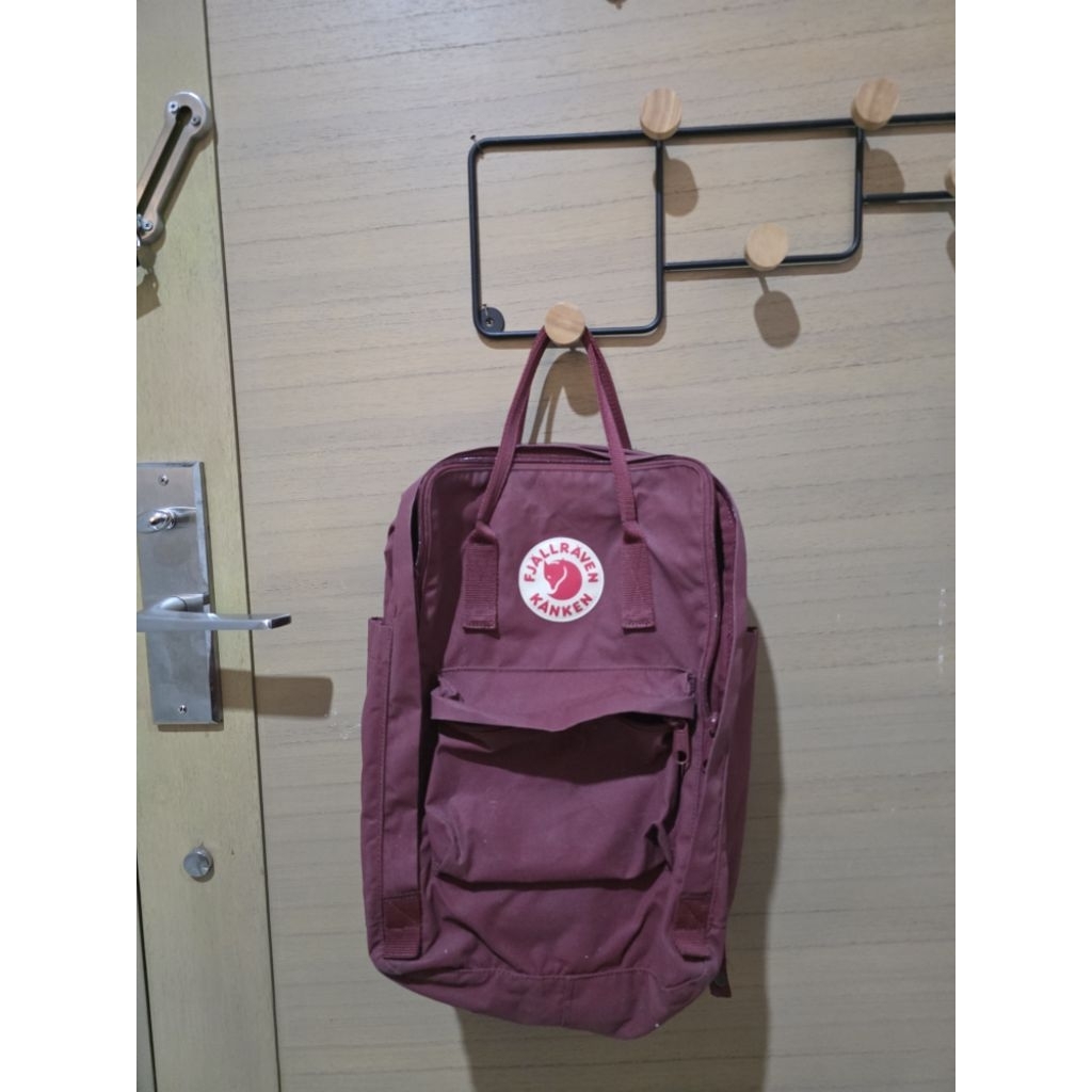 (Preloved) Fjallraven Kanken Laptop 15" Ox Red