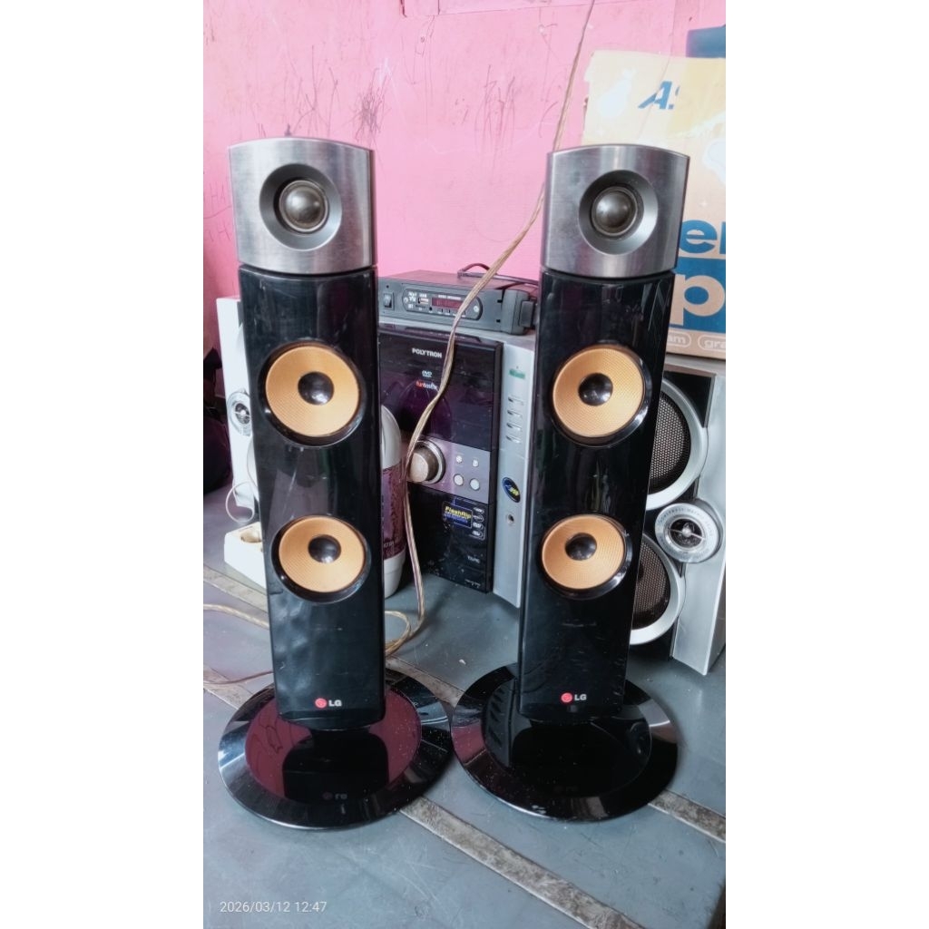 speaker tower LG