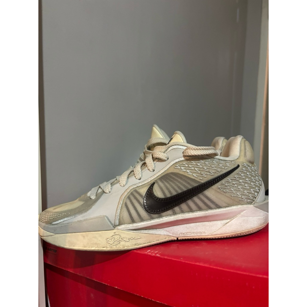 Nike sabrina 2 coconut milk basketball shoes