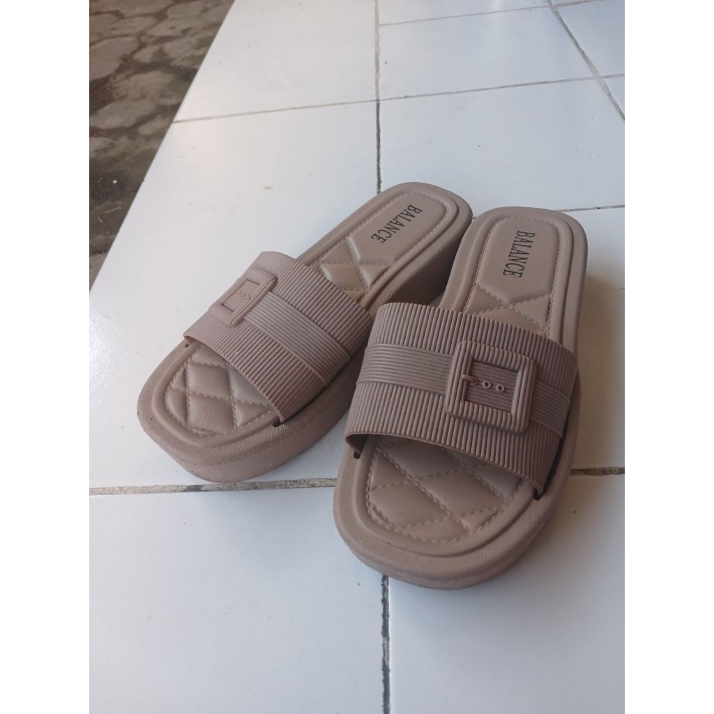 Sandal wedges karet jelly import gesper balance