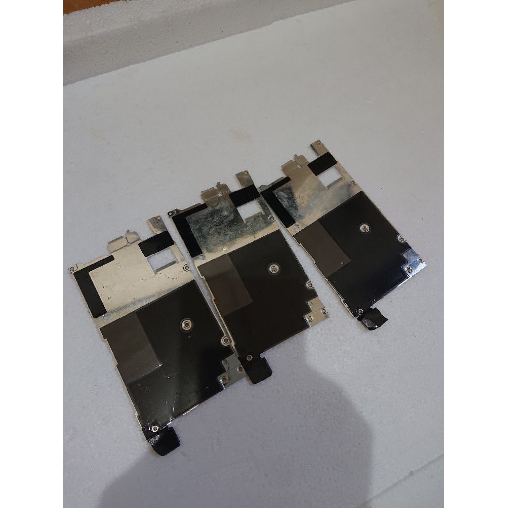 plat pelindung mesin XPERIA XZ1