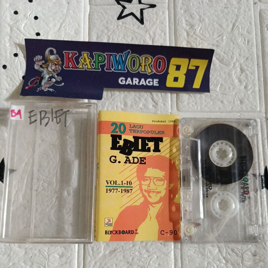 KASET PITA,,, 20 LAGU TERPOPULER EBIET G. ADE