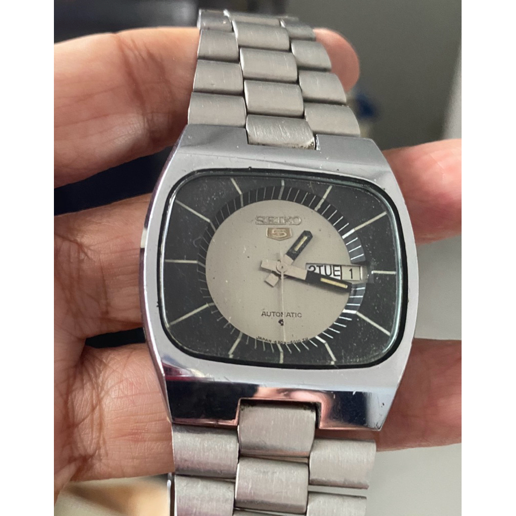 Seiko 5 Automatic Cushion Case (CC) TV Dial Vintage Original – Rare Retro Day-Date