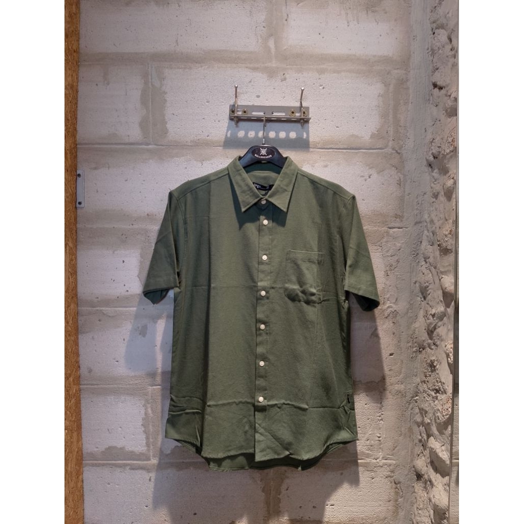 KEMEJA PENDEK KRGR | KEMEJA PENDEK PRIA MURAH | KEMEJA DISTRO |  KEMEJA FORMAL