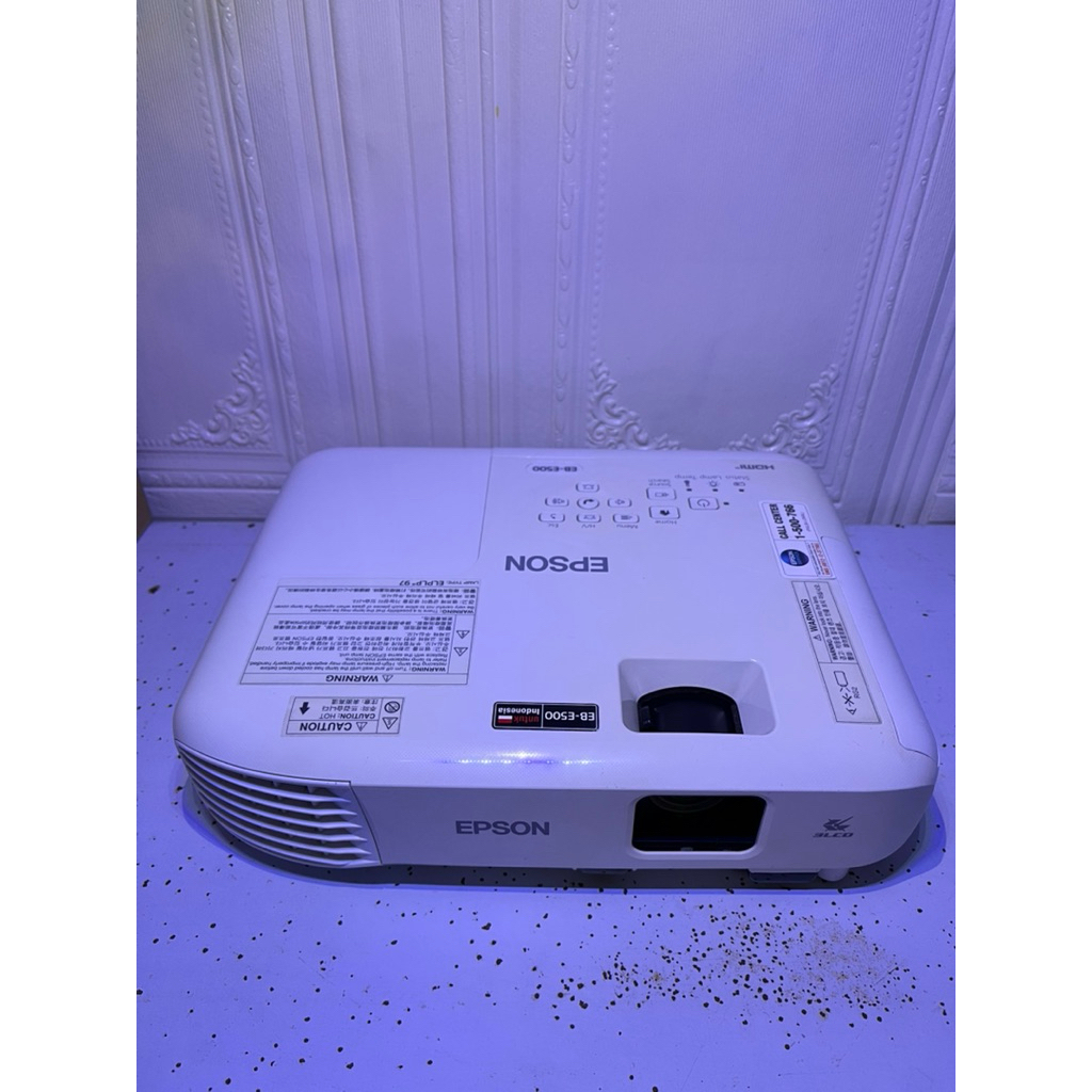 PROYEKTOR EPSON EB E500