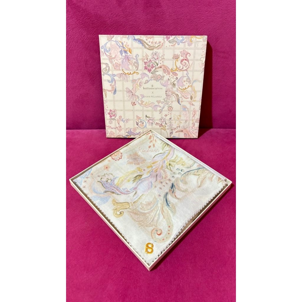 preloved buttonscarves autograph X dian pelangi creme