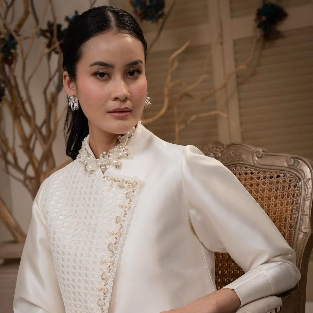 ollysia top by vaia atelier