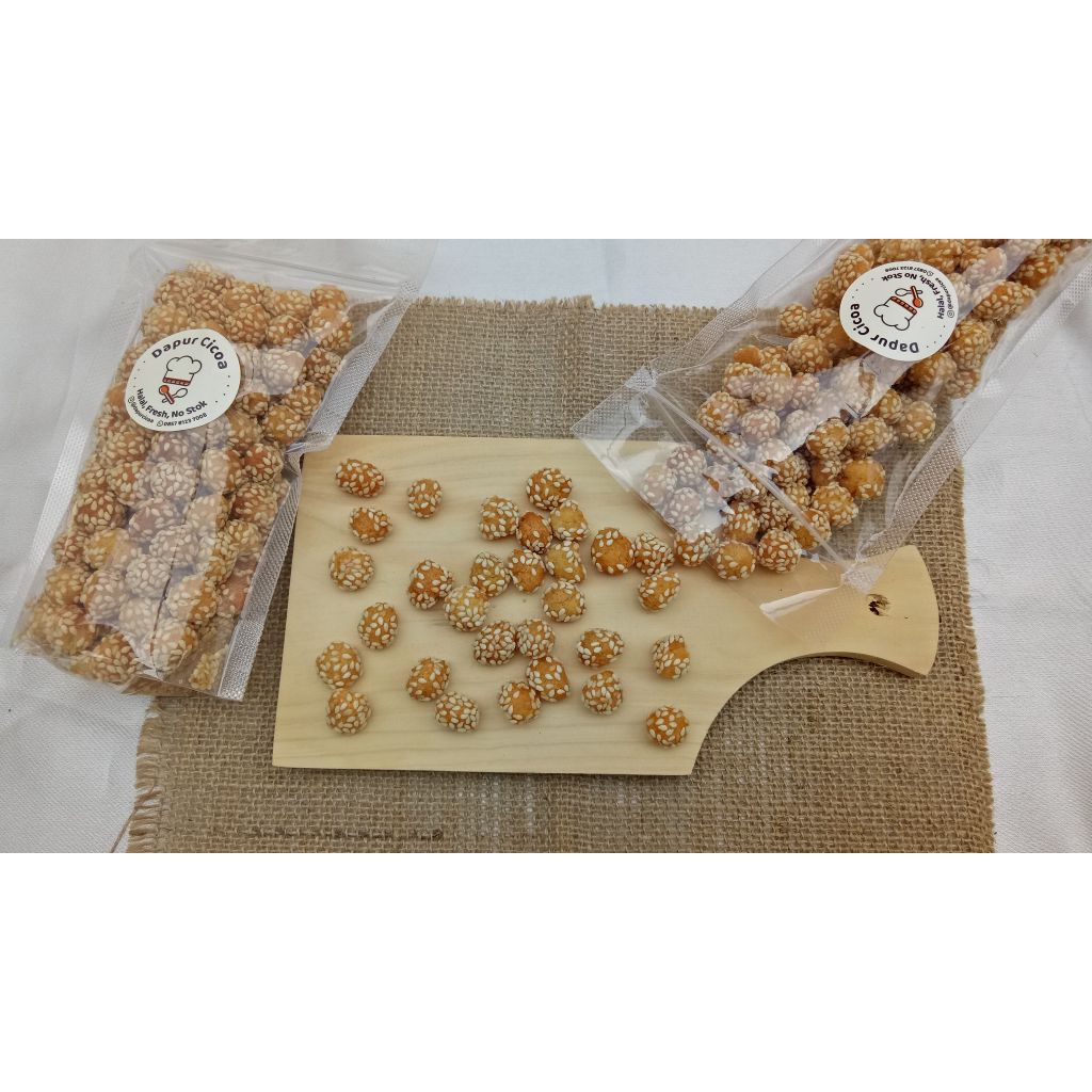 Cemilan Khas Gunungkidul Onde onde ketawa/Onde onde mini/Onde onde ketawa