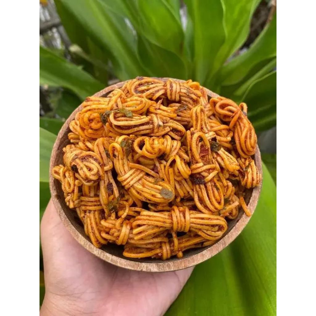 250gr mie gulung pedas manis/mie gulung pedas manis/mie gulung