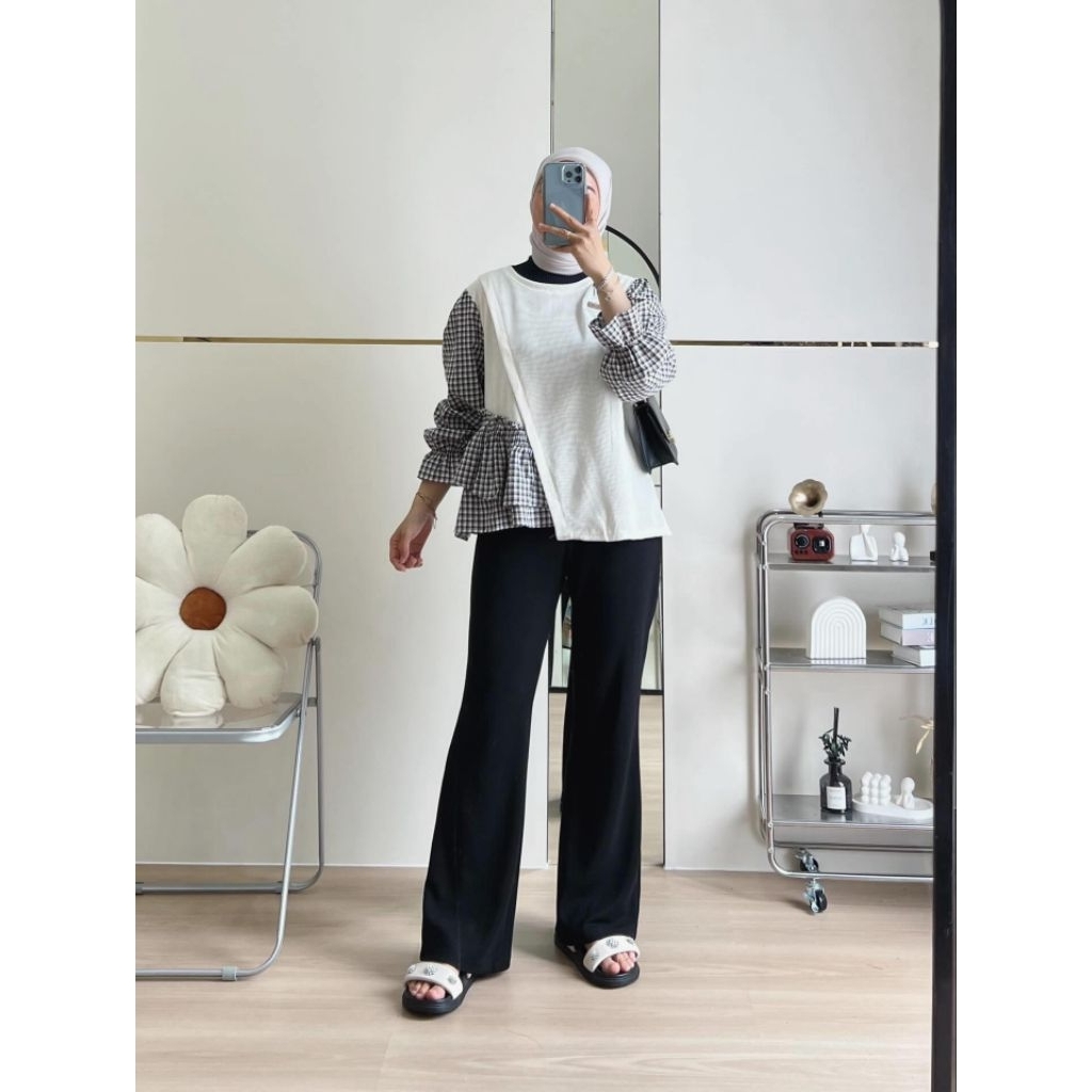 Cesa Blouse