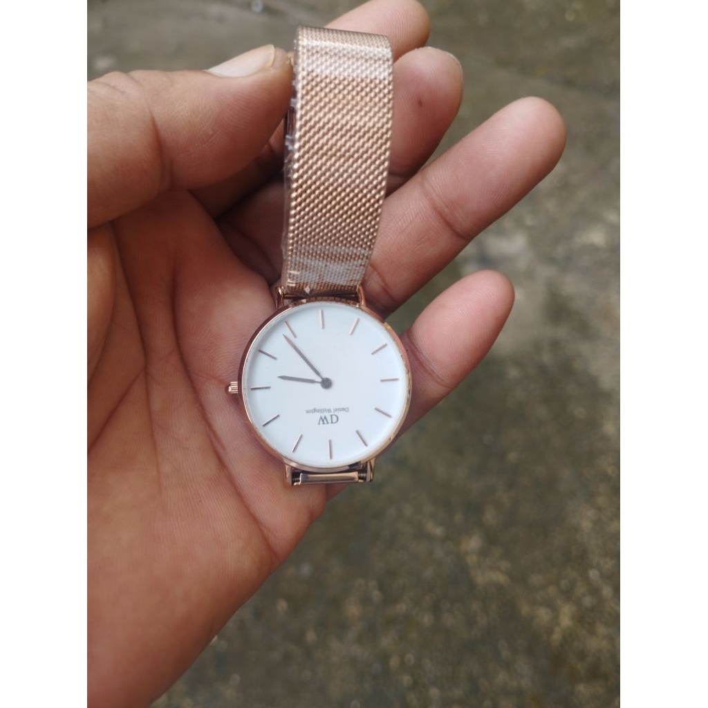 Daniel Wellington (DW)