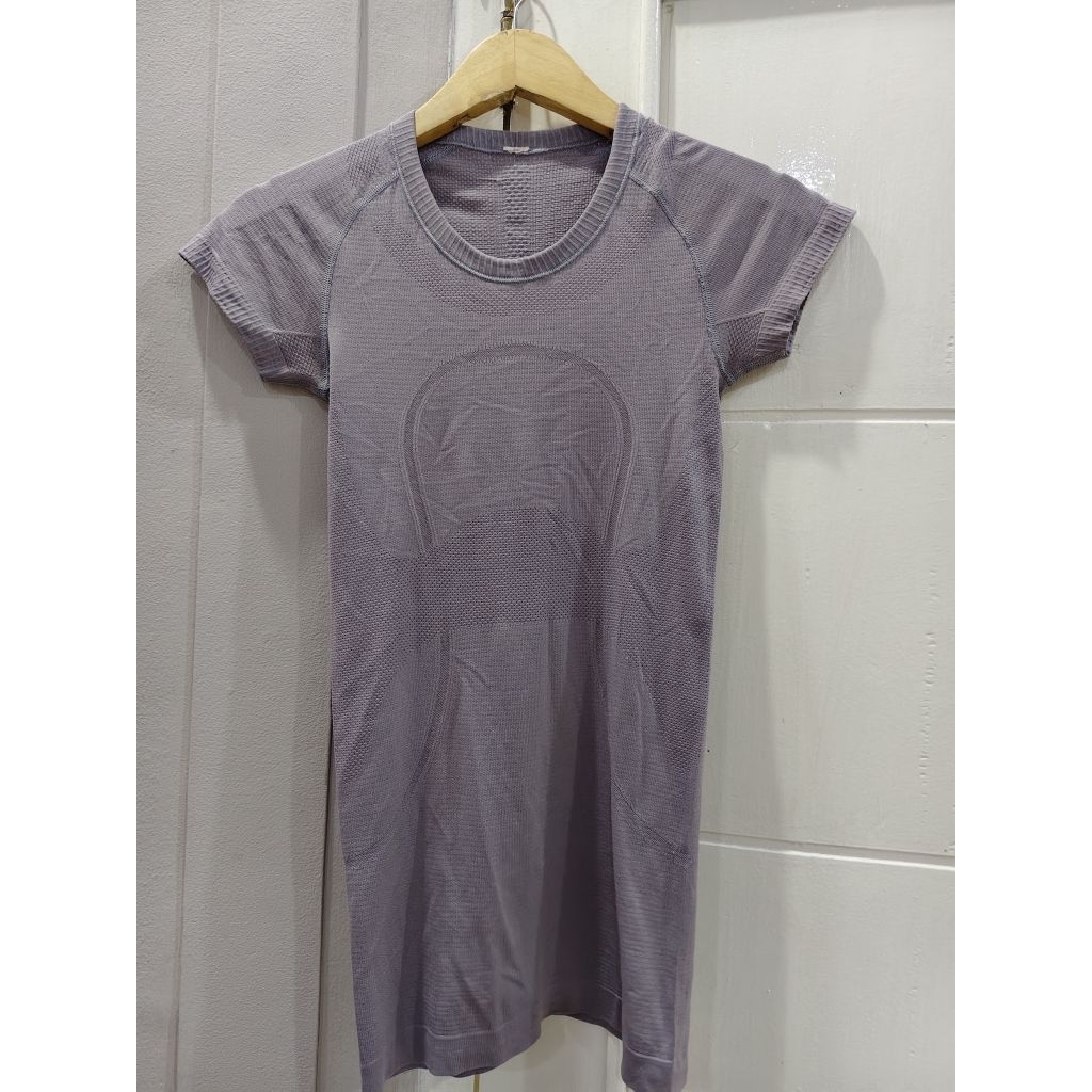 Lululemon swiftly tech short sleeve