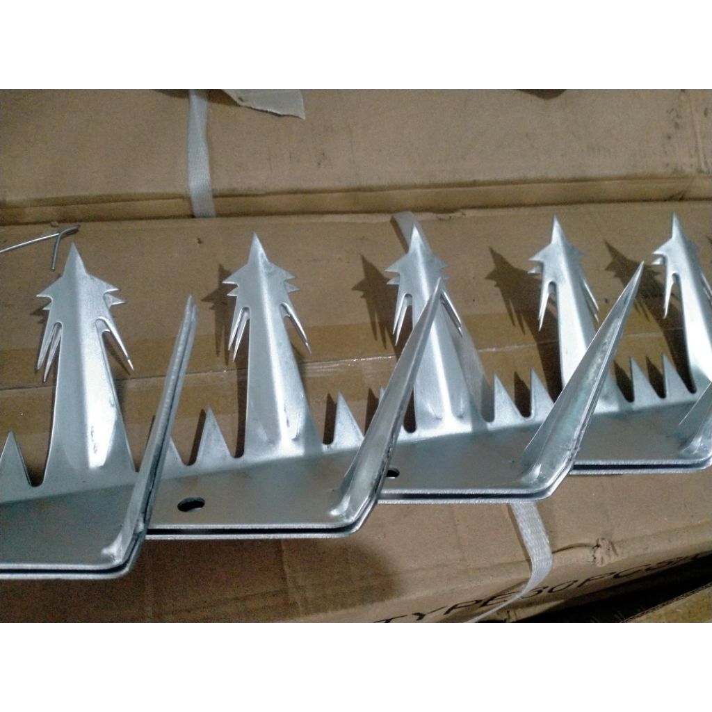 Kawat wall spike tebal 2mm P 1,25m/btg
