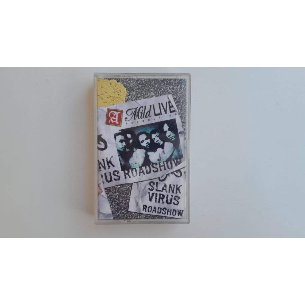 Kaset Pita Slank. Virus
