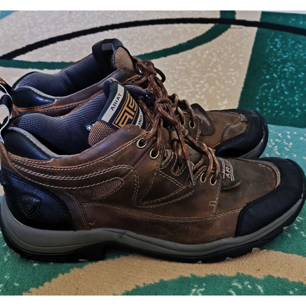 SEPATU ARIAT NO 42 SECOND BEKAS ORIGINAL
