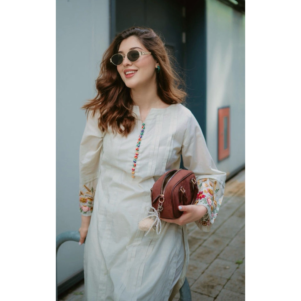 KURTI PAKISTAN