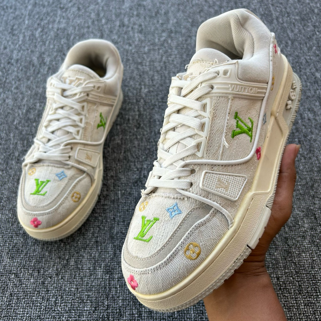 Sepatu LOUIS VUITTON LV Trainer Sneakers Size 41 Panjang Insole 25.5 cm