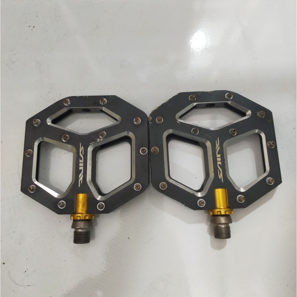 Pedal Shimano Saint PD-M828 pedal sepeda mtb