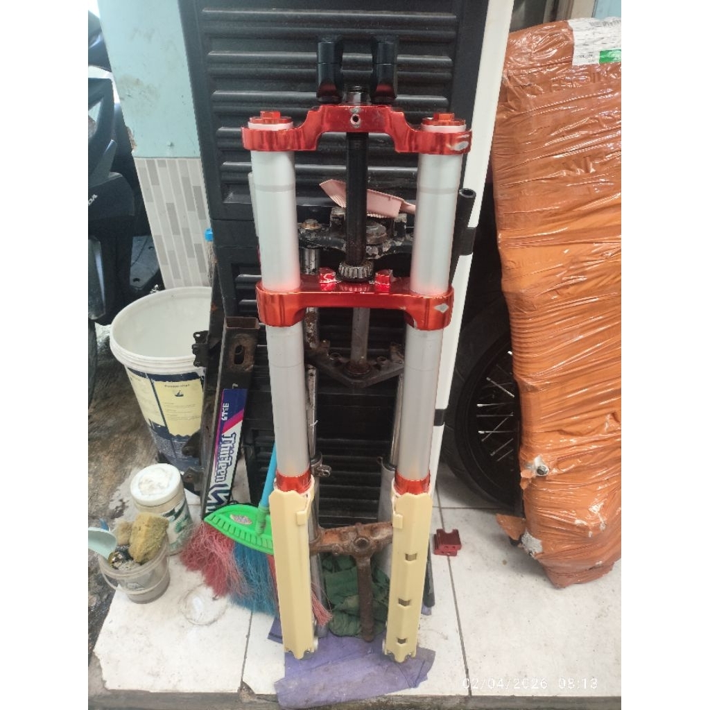 USD SCARLET SEGITIGA CNC PNP KLX SECOND BAIK