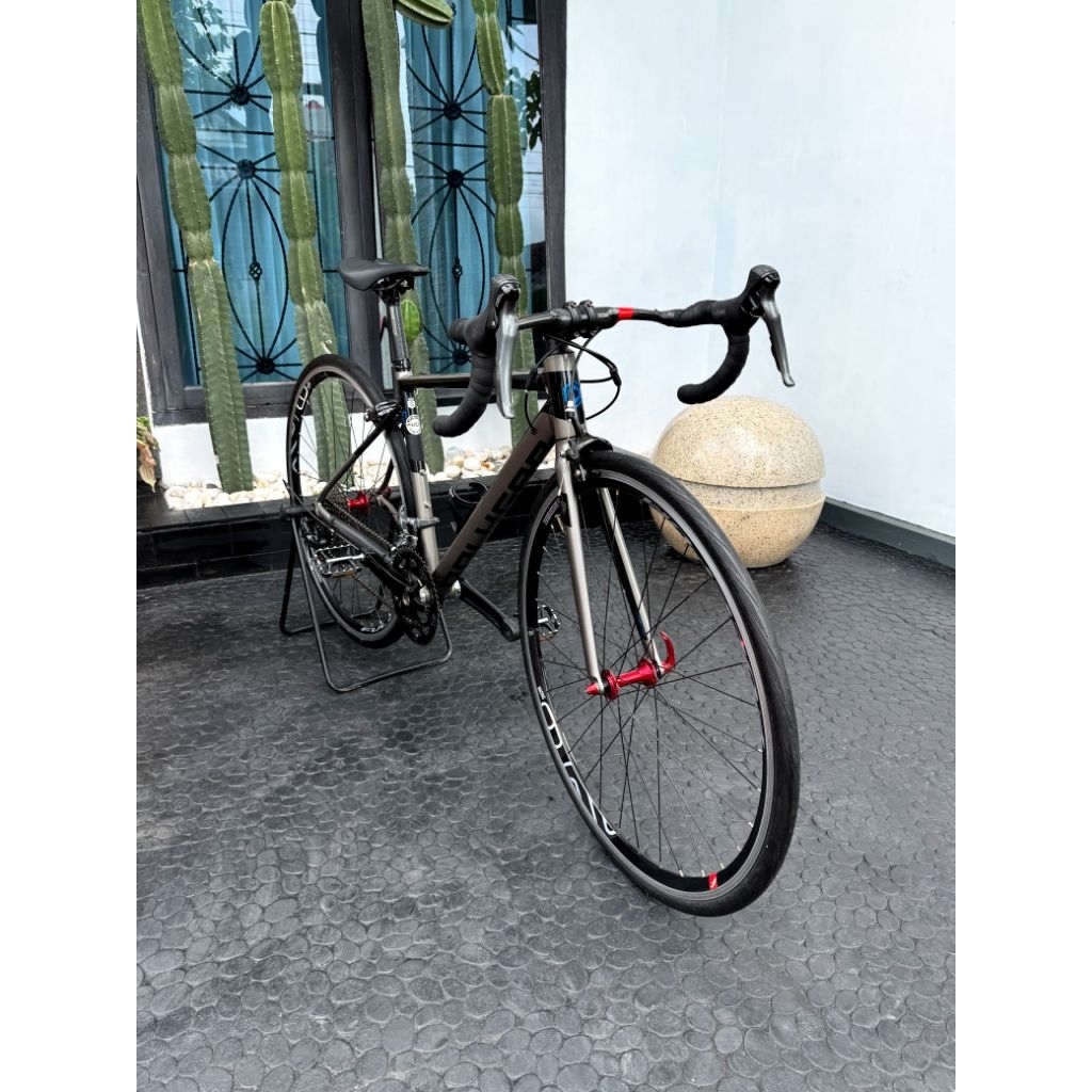 Roadbike Polygon Strattos S2 Size S Upgrade