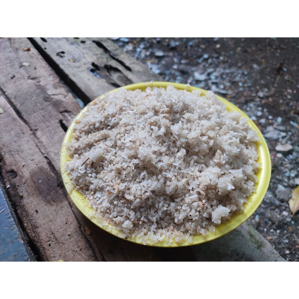 nasi aking pakan ternak/jual per kg nasi aking kering/karak