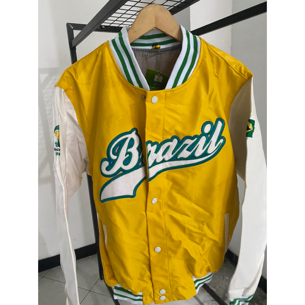 Jaket brazil varsity free safety tools